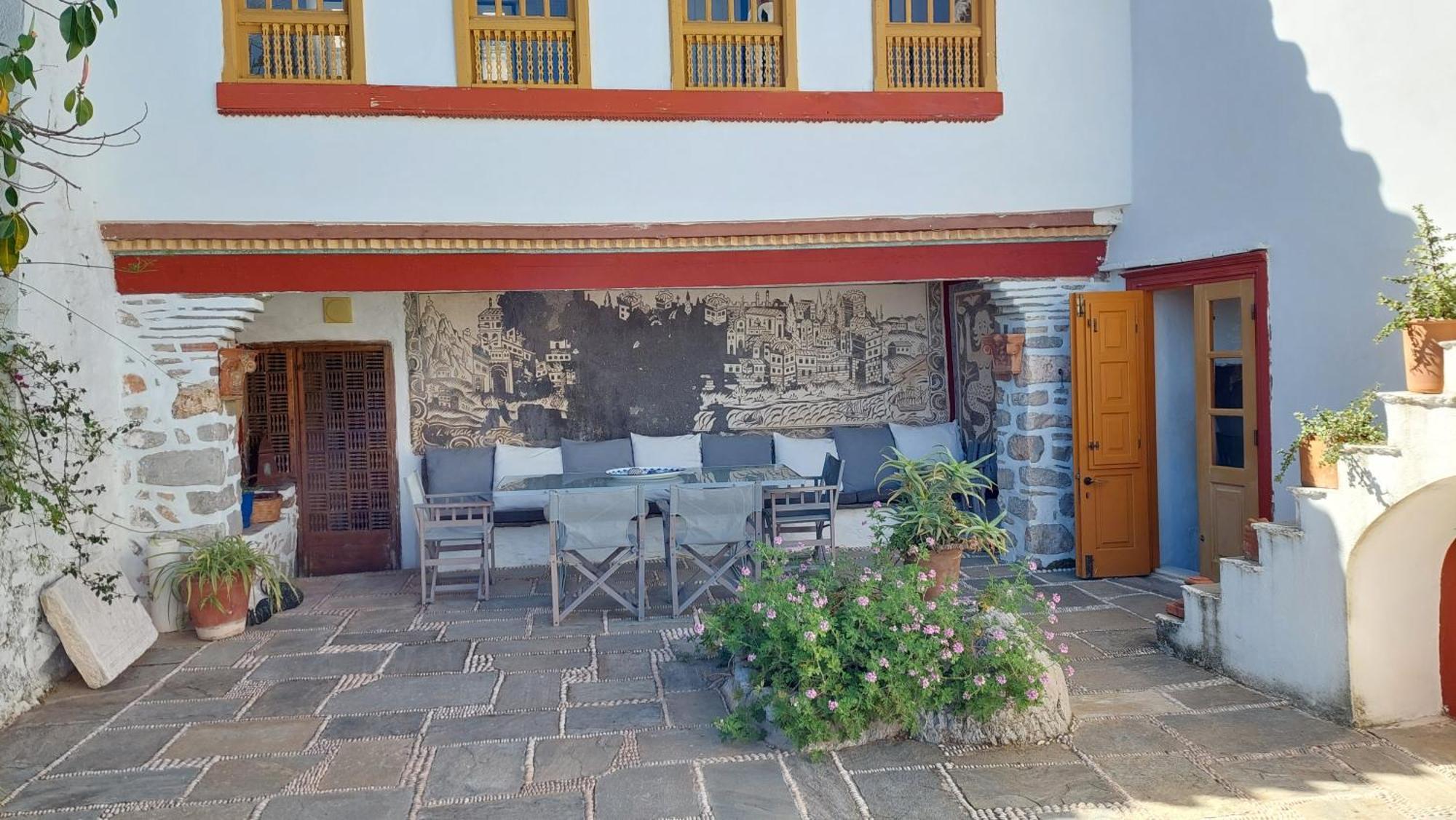 Rallou House Hydra Extérieur photo