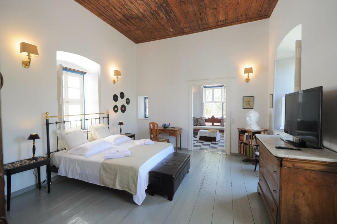 Rallou House Hydra Extérieur photo